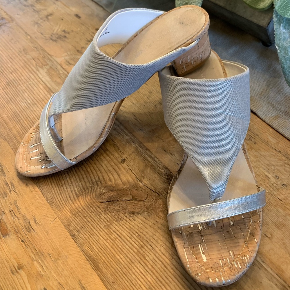 Donald J Pliner square heel sandals